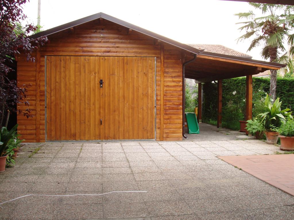 Garage in legno, box auto in legno a rovigo, verona, mantova, ferrara Garage di legno